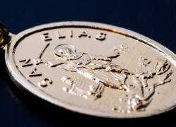 Resguardos, Amuletos y Talismanes